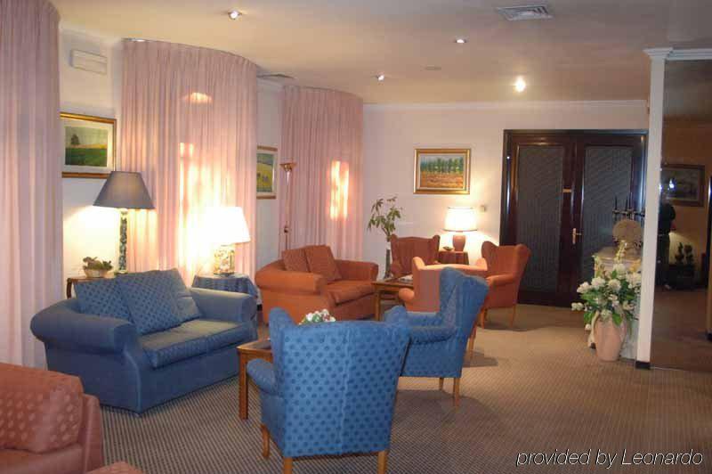 ויטרבו Balletti Palace Hotel מראה פנימי תמונה